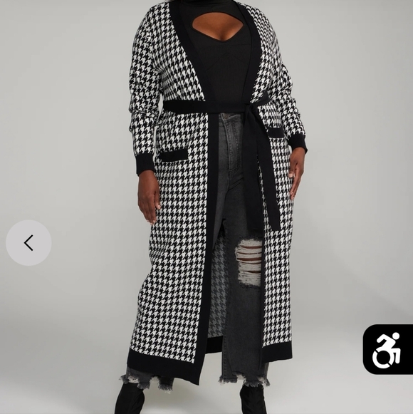 Houndstooth Patterned Cardigan - Picture 3 of 4